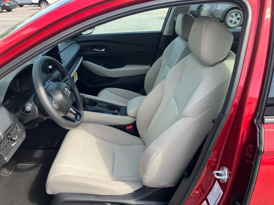 1HGCY1F48TA016761 2026 Honda Accord Sedan SE