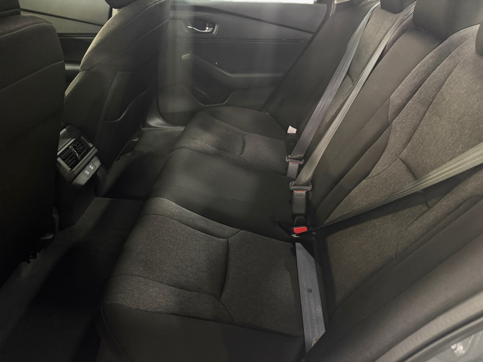 1HGCY1F49TA053818 2026 Honda Accord Sedan SE