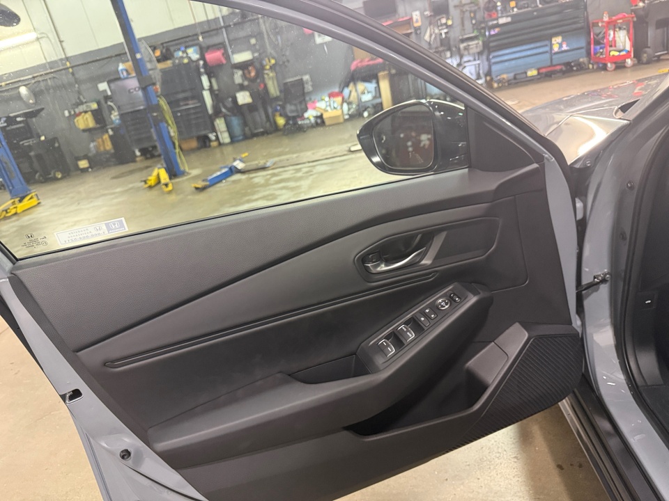 1HGCY1F49TA053818 2026 Honda Accord Sedan SE