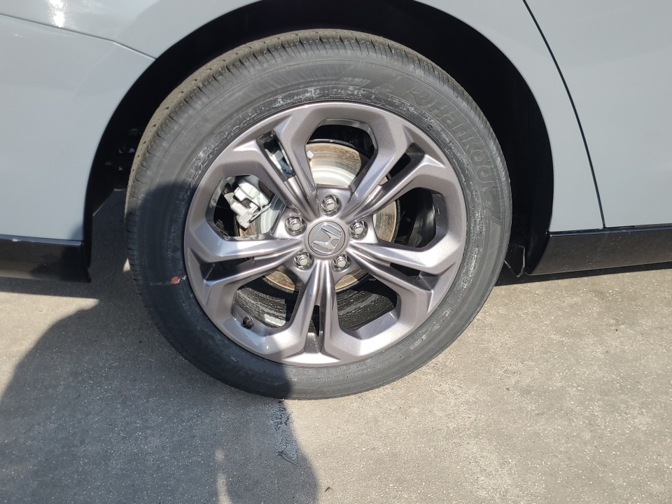 1HGCY2F66TA004843 2026 Honda Accord Hybrid EX-L