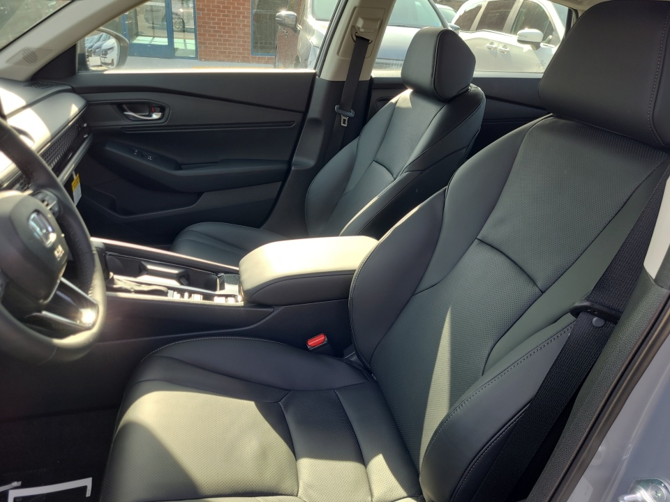 1HGCY2F66TA004843 2026 Honda Accord Hybrid EX-L