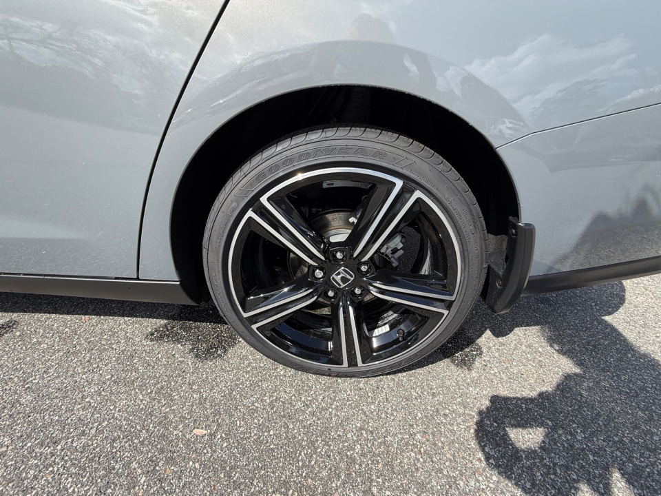 1HGCY2F68TA033972 2026 Honda Accord Hybrid EX-L