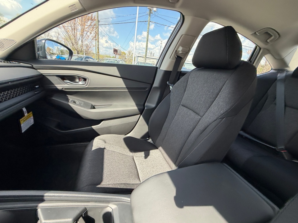 1HGCY2F68TA033972 2026 Honda Accord Hybrid EX-L