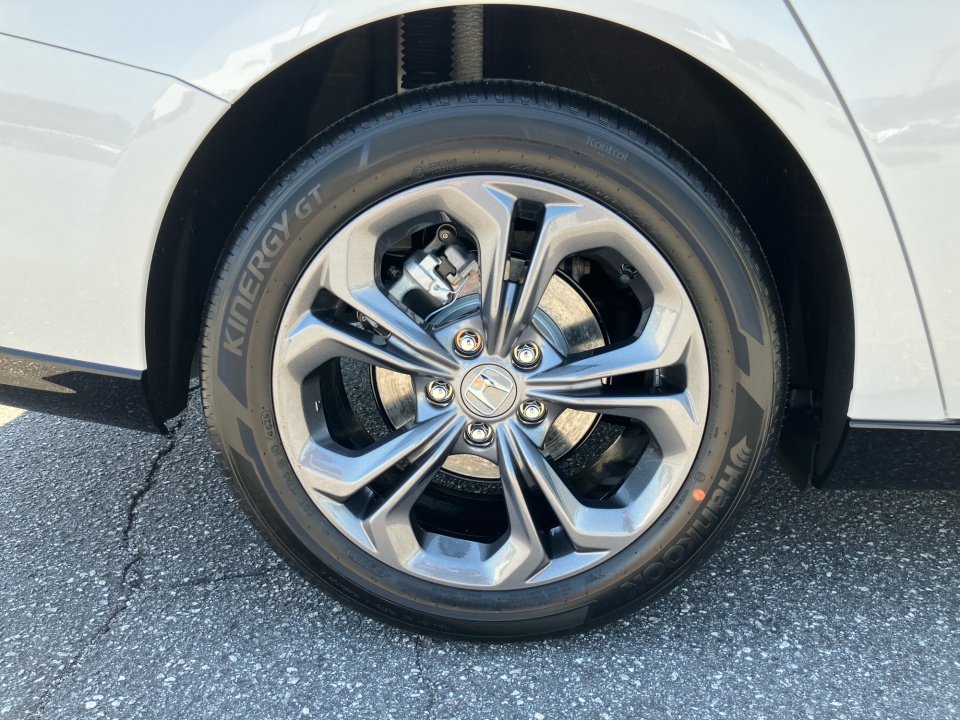 1HGCY2F69TA030045 2026 Honda Accord Hybrid EX-L