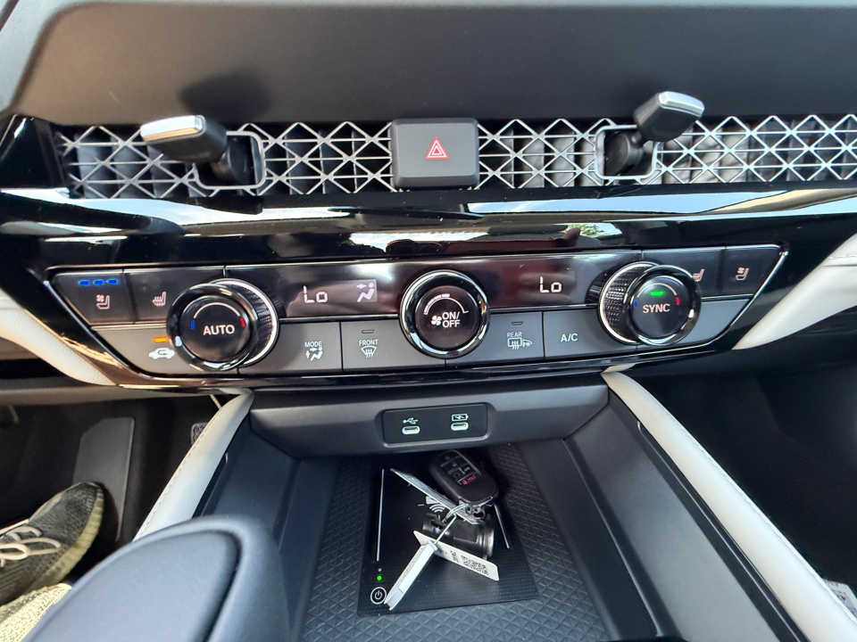 1HGCY2F87TA030949 2026 Honda Accord Hybrid Touring