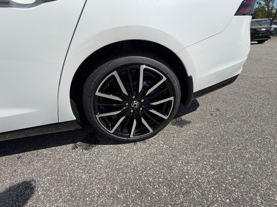 1HGCY2F87TA030949 2026 Honda Accord Hybrid Touring