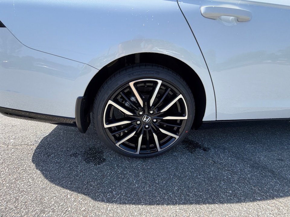 1HGCY2F87TA030949 2026 Honda Accord Hybrid Touring