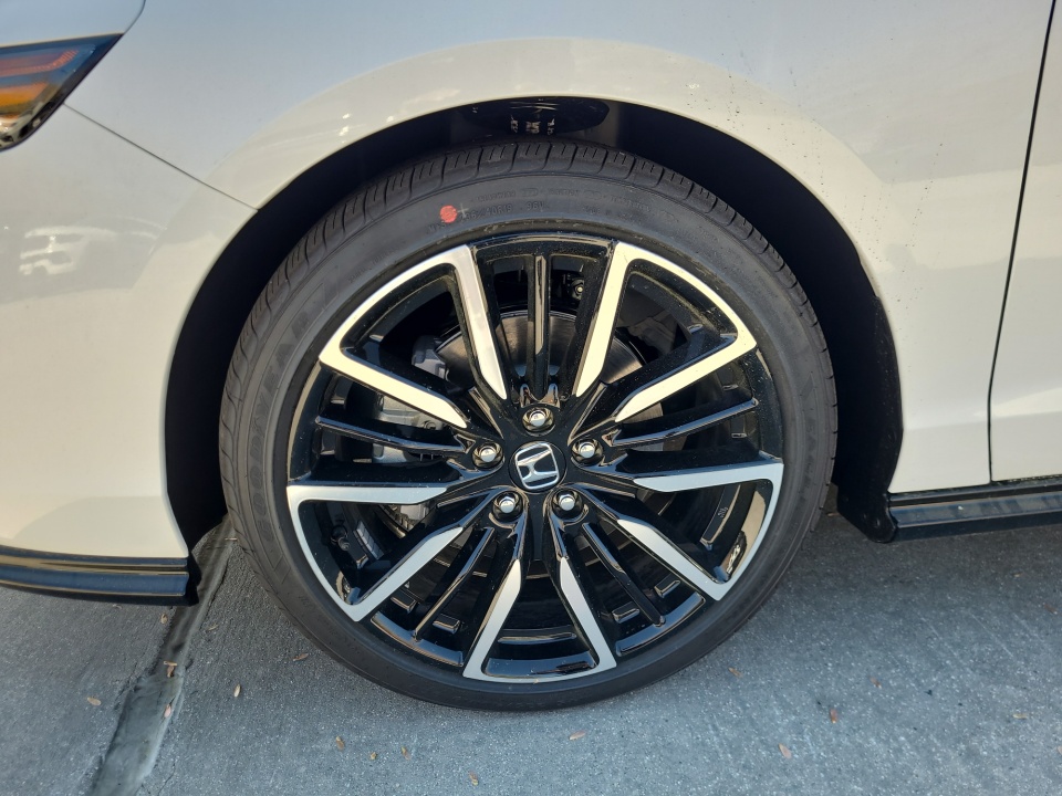 1HGCY2F87TA035469 2026 Honda Accord Hybrid Touring