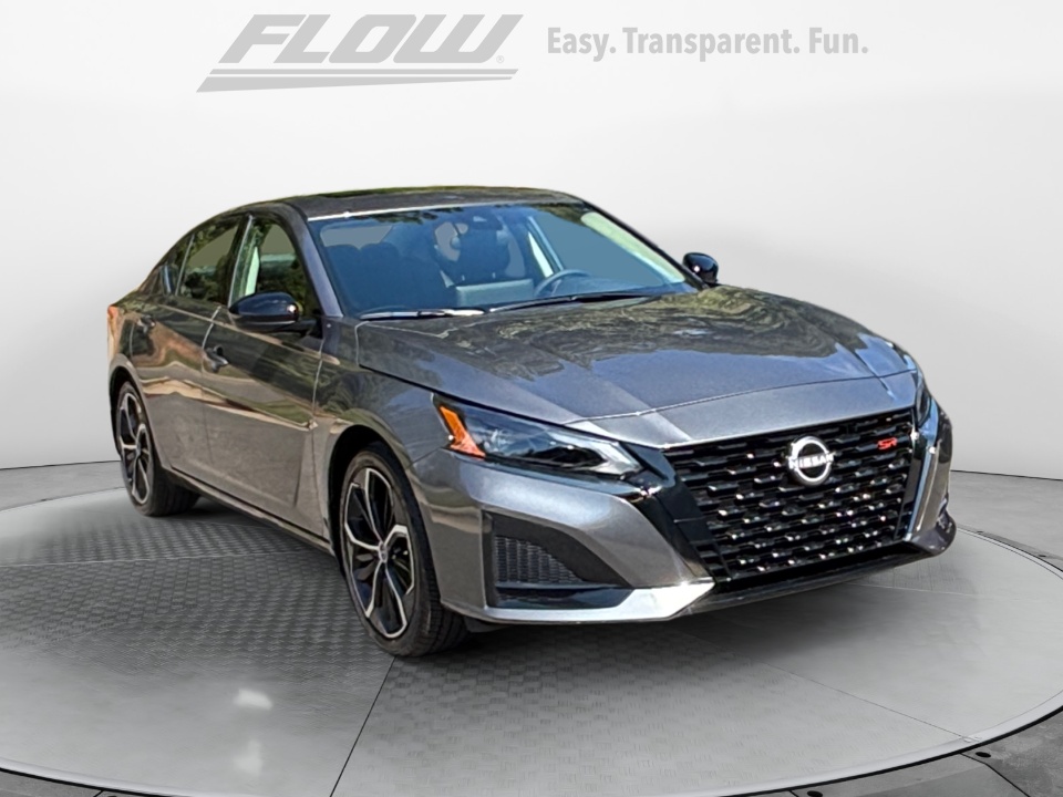 used 2025 Nissan Altima SR FWD