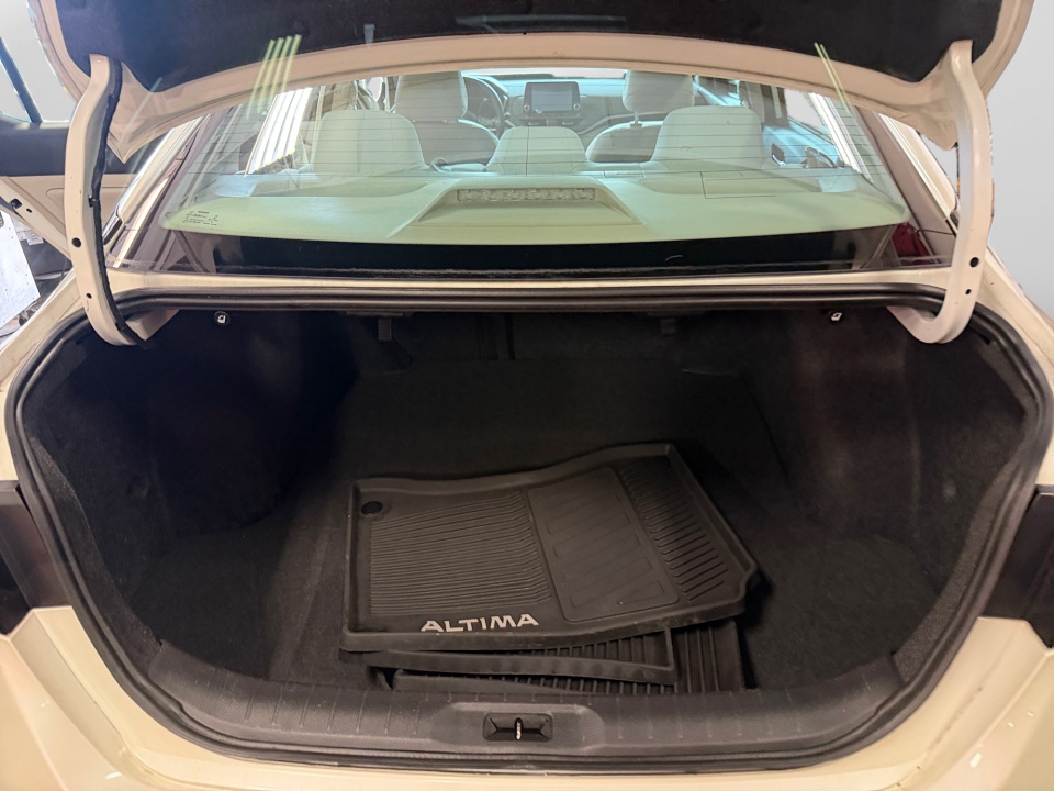 Used 2020 Nissan Altima Sedan