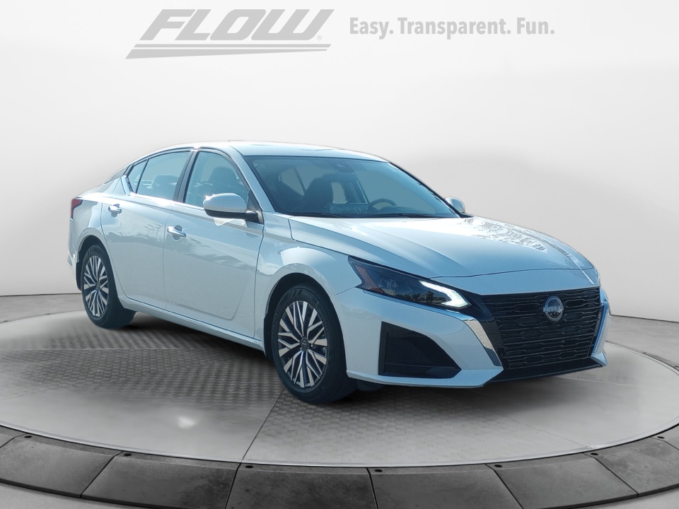 new 2025 Nissan Altima SV FWD