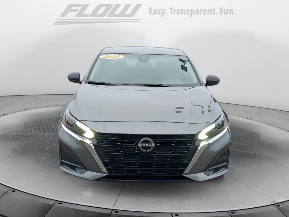Used 2025 Nissan Altima Sedan
