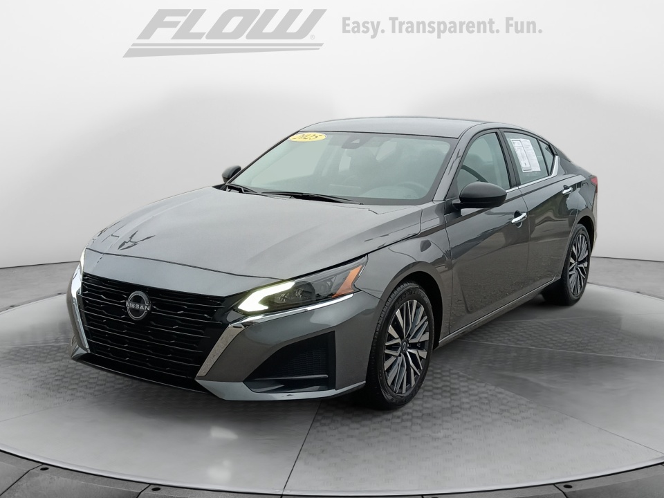 Used 2025 Nissan Altima Sedan