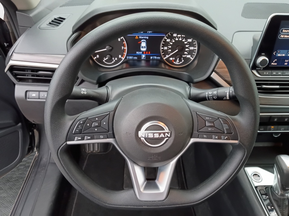 Used 2025 Nissan Altima Sedan