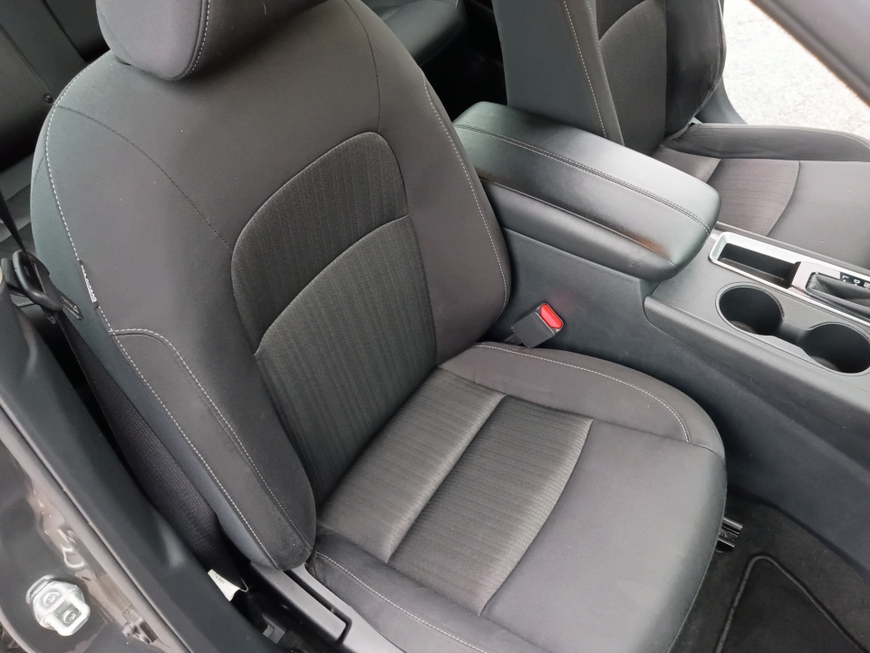 Used 2025 Nissan Altima Sedan