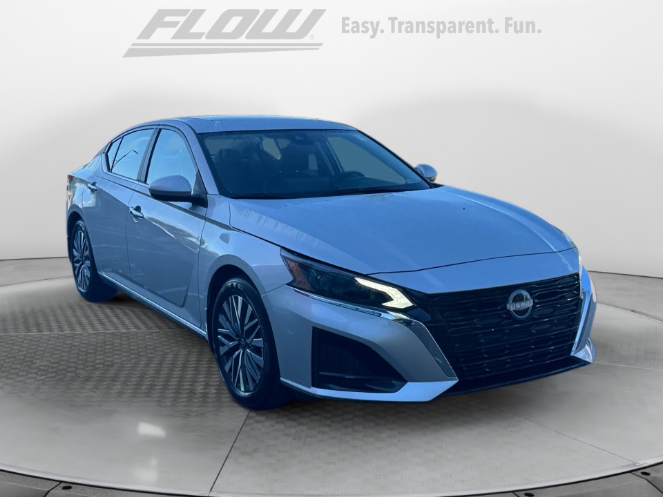used 2025 Nissan Altima SV FWD