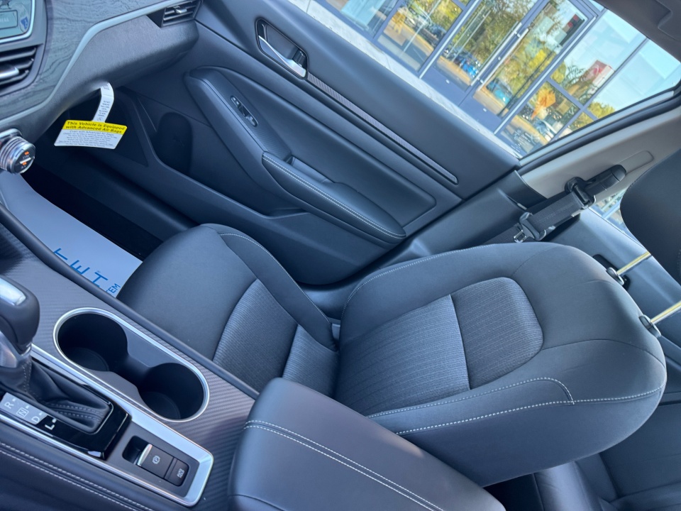 1N4BL4DVXSN420647 2025 Nissan Altima SV FWD