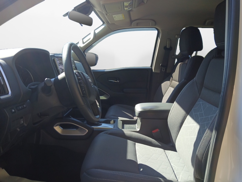 Used 2025 Nissan Frontier Truck