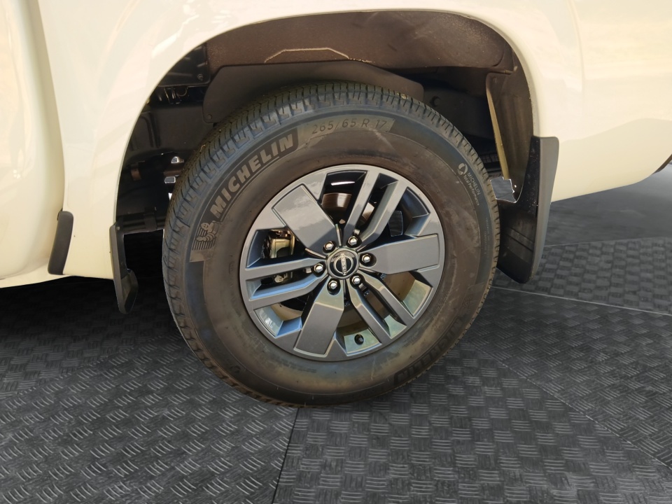 Used 2025 Nissan Frontier Truck