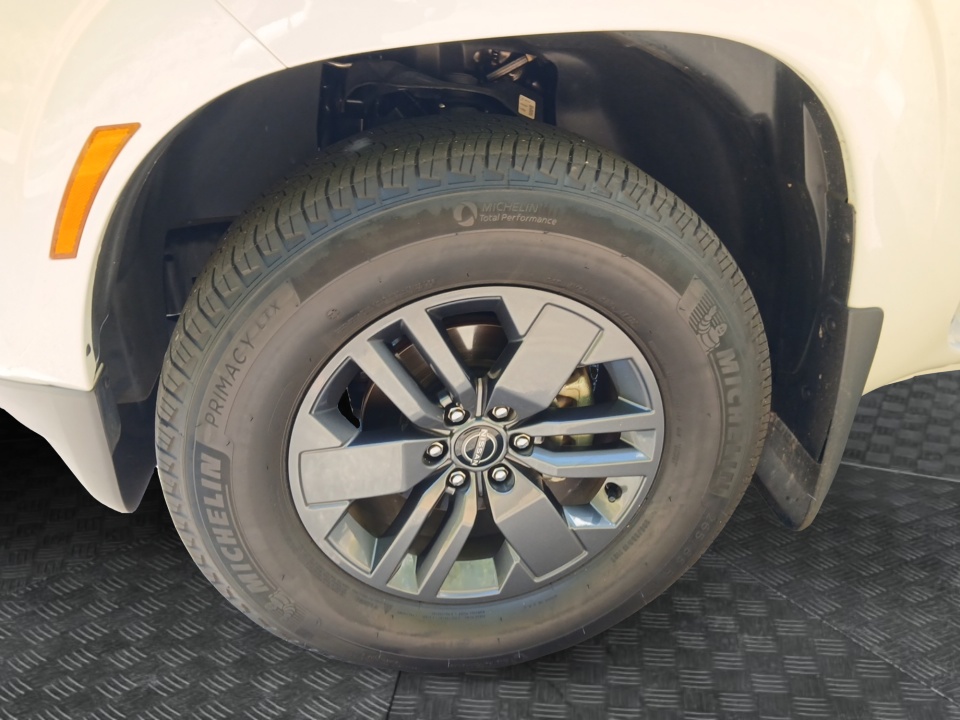 Used 2025 Nissan Frontier Truck