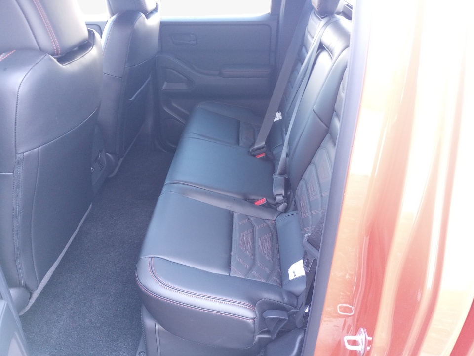 1N6ED1EK0TN646007 2026 Nissan Frontier Crew Cab PRO-4X 4x4