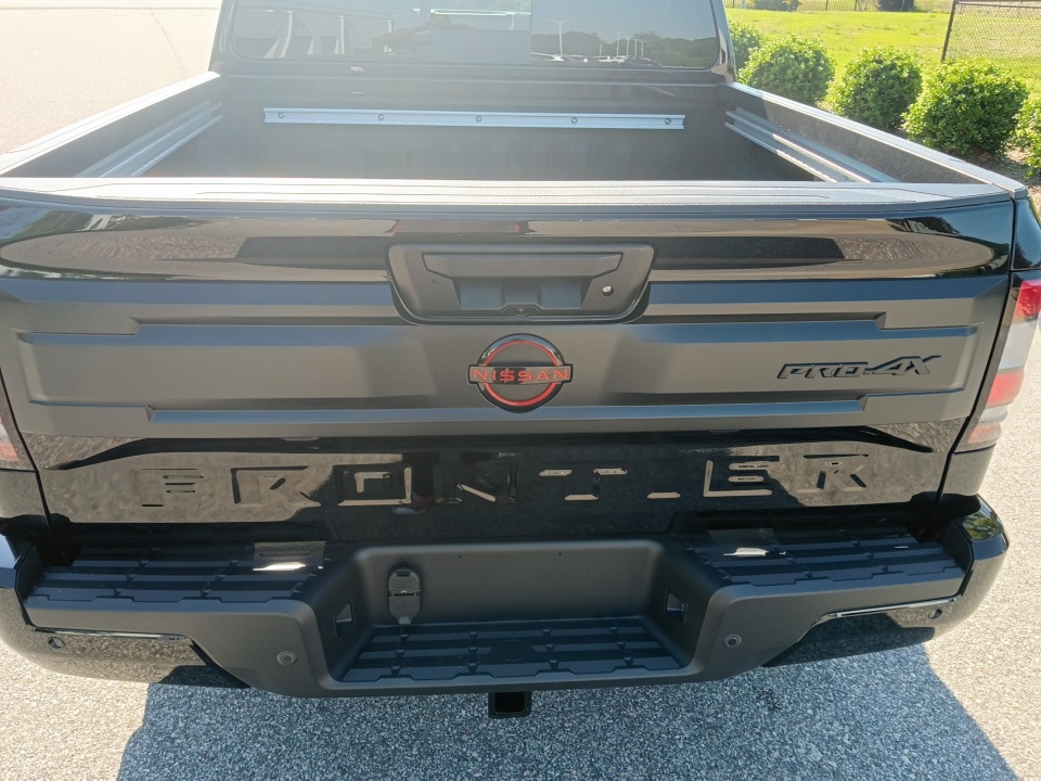 1N6ED1EK9TN662027 2026 Nissan Frontier Crew Cab PRO-4X 4x4