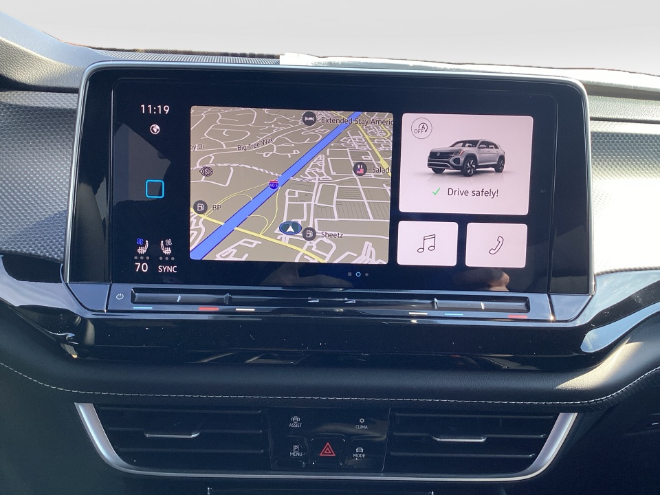 1V2AC2CA0TC210238 2026 Volkswagen Atlas Cross Sport 2.0T SEL R-Line Black