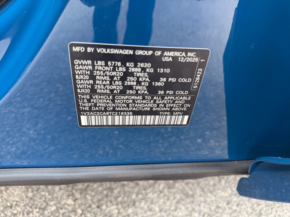 1V2AC2CA6TC216335 2026 Volkswagen Atlas Cross Sport SEL R-Line Black