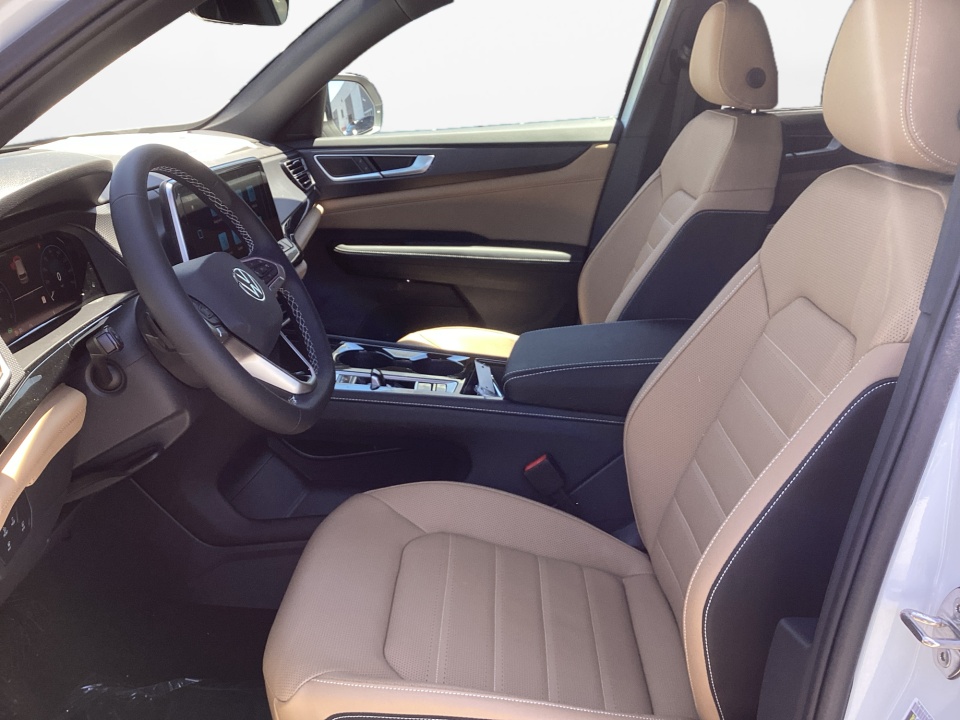 1V2BC2CA2TC228583 2026 Volkswagen Atlas Cross Sport SEL