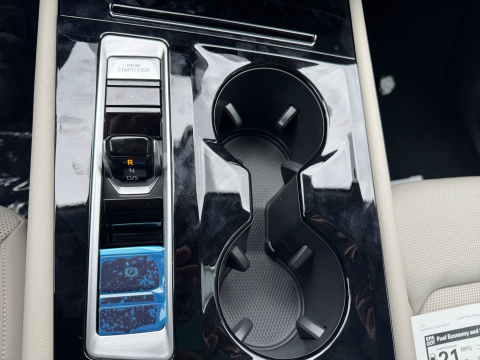 1V2BN2CA0TC534983 2026 Volkswagen Atlas SEL