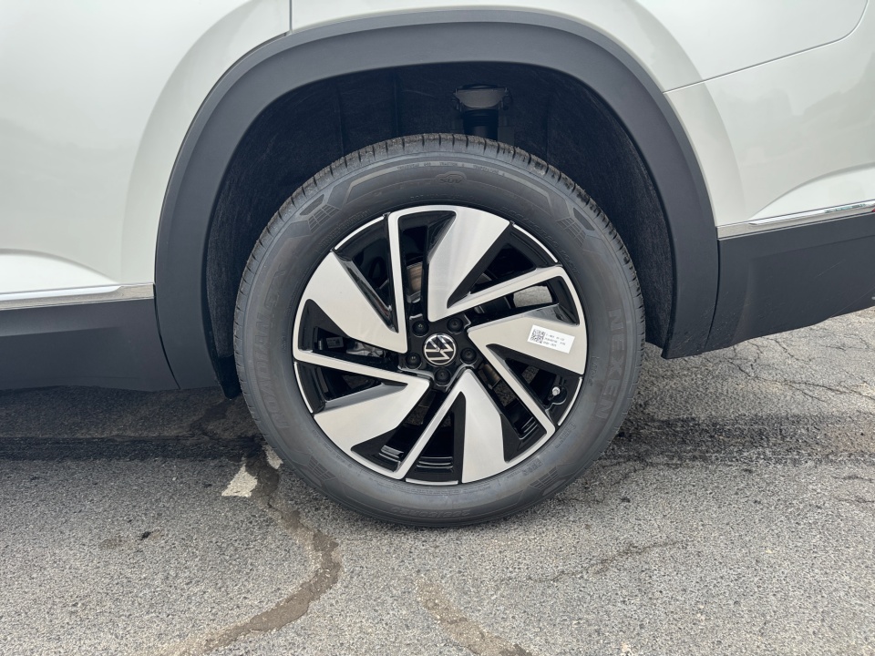 1V2BN2CA0TC534983 2026 Volkswagen Atlas SEL