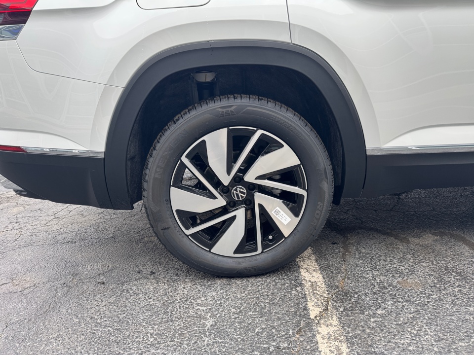 1V2BN2CA0TC534983 2026 Volkswagen Atlas SEL