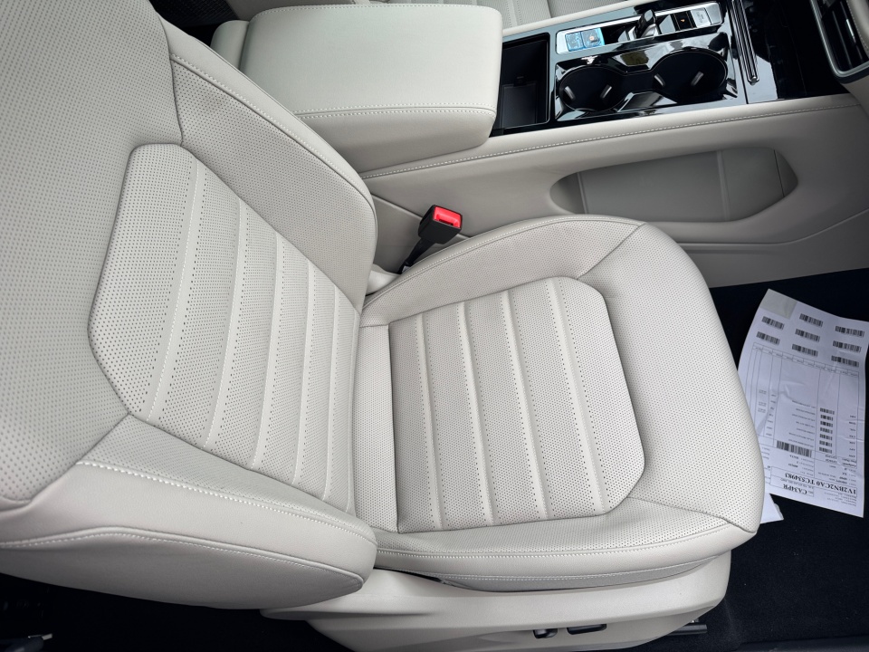 1V2BN2CA0TC534983 2026 Volkswagen Atlas SEL