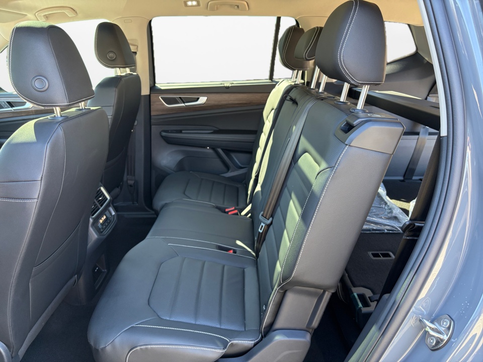 1V2BN2CA1TC546172 2026 Volkswagen Atlas SEL