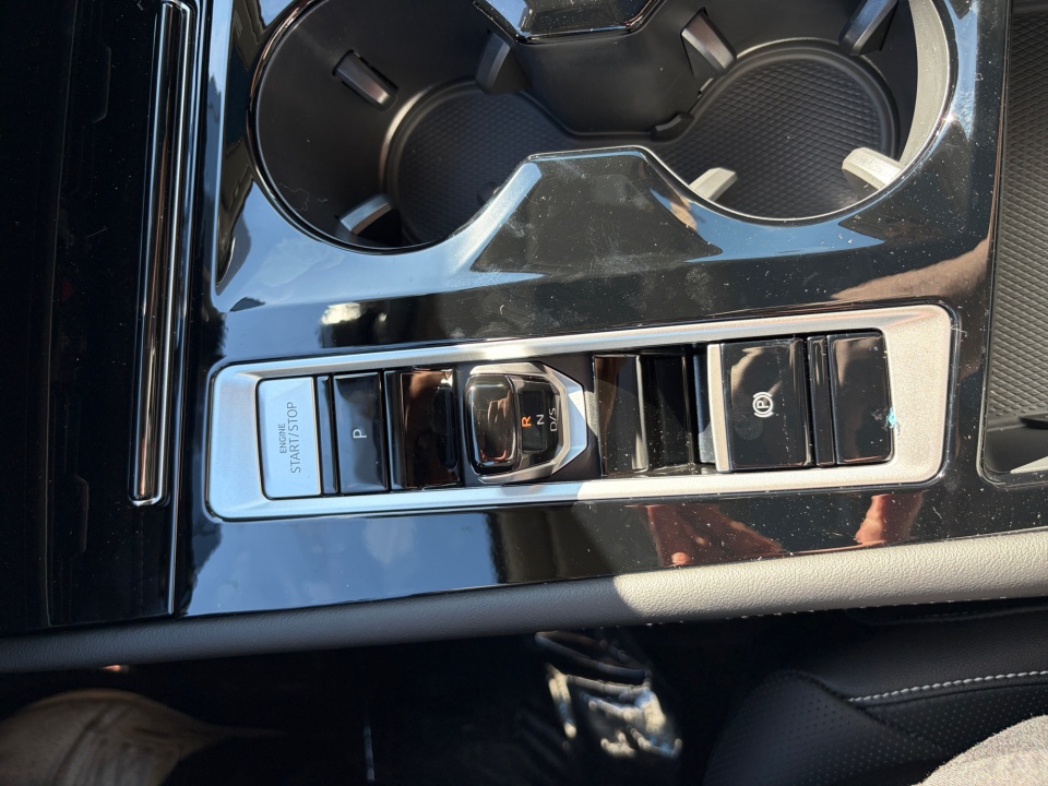 1V2BN2CA1TC546172 2026 Volkswagen Atlas SEL