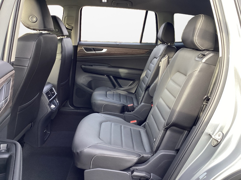 1V2BN2CA3TC525002 2026 Volkswagen Atlas 2.0T SEL