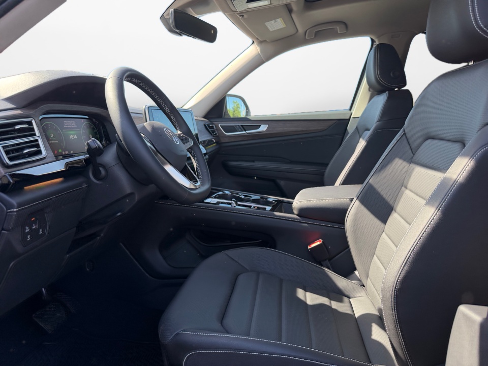 1V2BN2CA5TC558261 2026 Volkswagen Atlas SEL