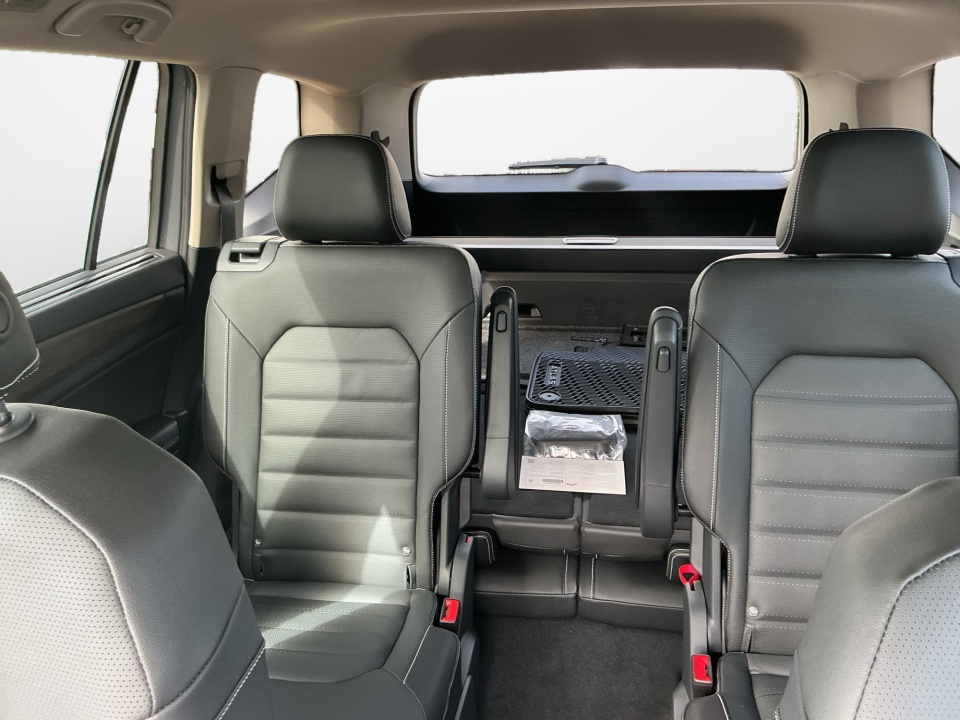 1V2BN2CA9TC533797 2026 Volkswagen Atlas SEL