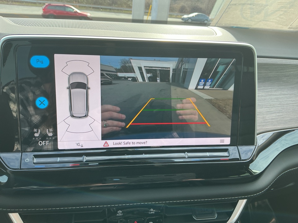 1V2BN2CA9TC533797 2026 Volkswagen Atlas SEL