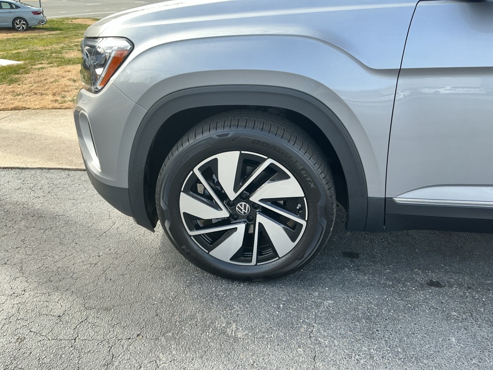 1V2BN2CA9TC533797 2026 Volkswagen Atlas SEL