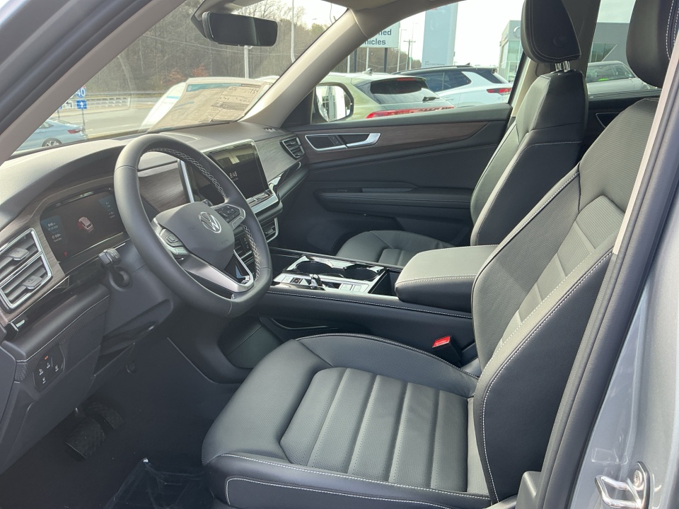 1V2BN2CA9TC533797 2026 Volkswagen Atlas SEL