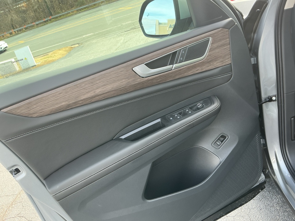 1V2BN2CA9TC533797 2026 Volkswagen Atlas SEL