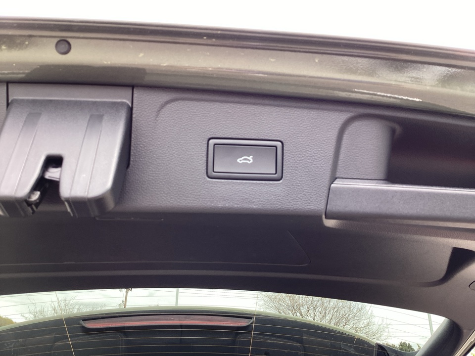 1V2BN2CA9TC559395 2026 Volkswagen Atlas SEL