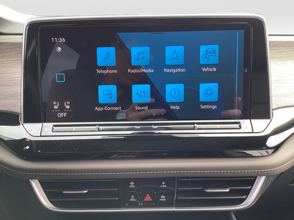 1V2BN2CA9TC559395 2026 Volkswagen Atlas SEL