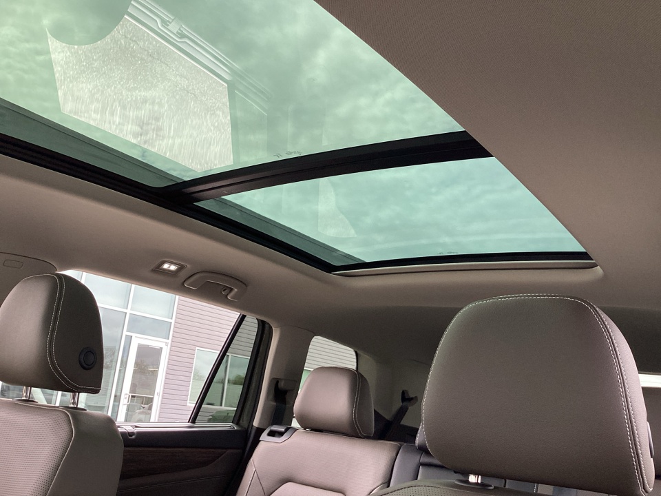 1V2BN2CA9TC559395 2026 Volkswagen Atlas SEL