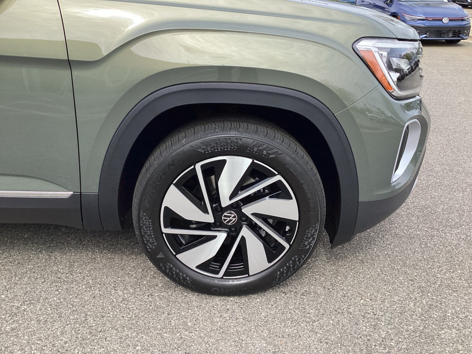 1V2BN2CA9TC559395 2026 Volkswagen Atlas SEL