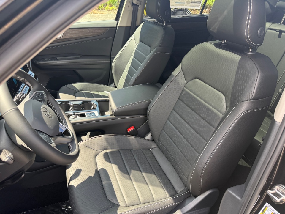 1V2BN2CA9TC583051 2026 Volkswagen Atlas SEL