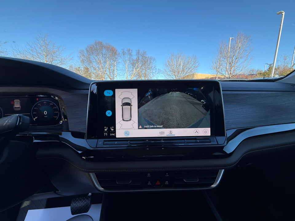 1V2BN2CAXTC534215 2026 Volkswagen Atlas SEL