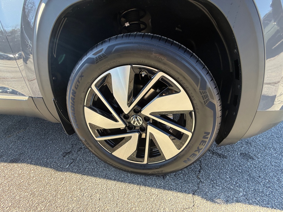 1V2BN2CAXTC534215 2026 Volkswagen Atlas SEL