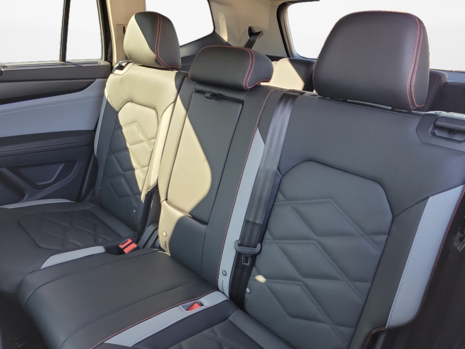 1V2CN2CA1TC520790 2026 Volkswagen Atlas Peak Edition